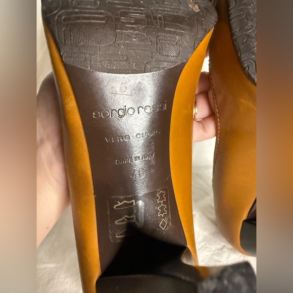 Sergio Rossi Caramel Brown Leather Pointed Toe Buckle Heels - Picture 10 of 12